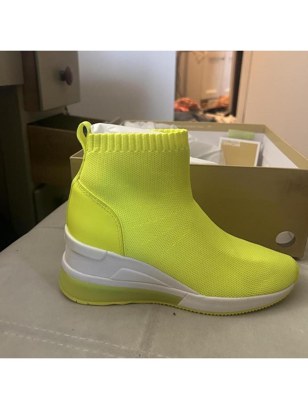 Michael Michael Kors Neon Yellow Skyler Bootie extreme Lemonaid sneakers size 5.